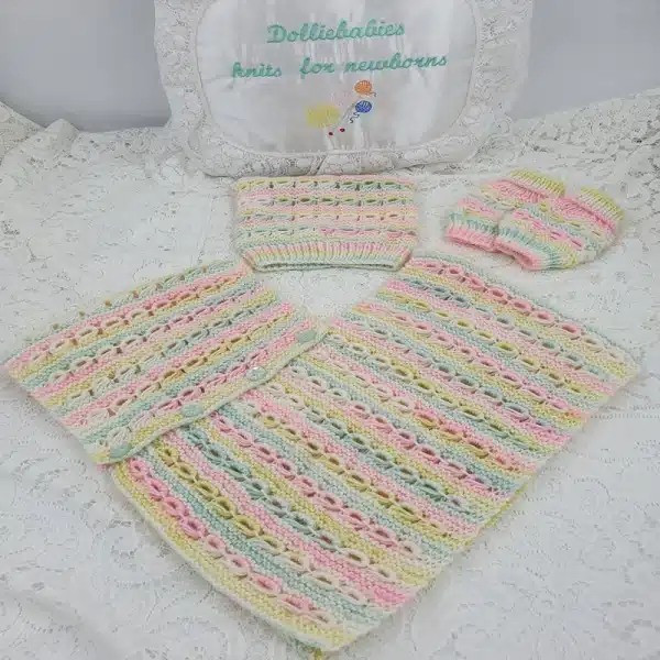 Poncho, leg warmers and hat knitting pattern