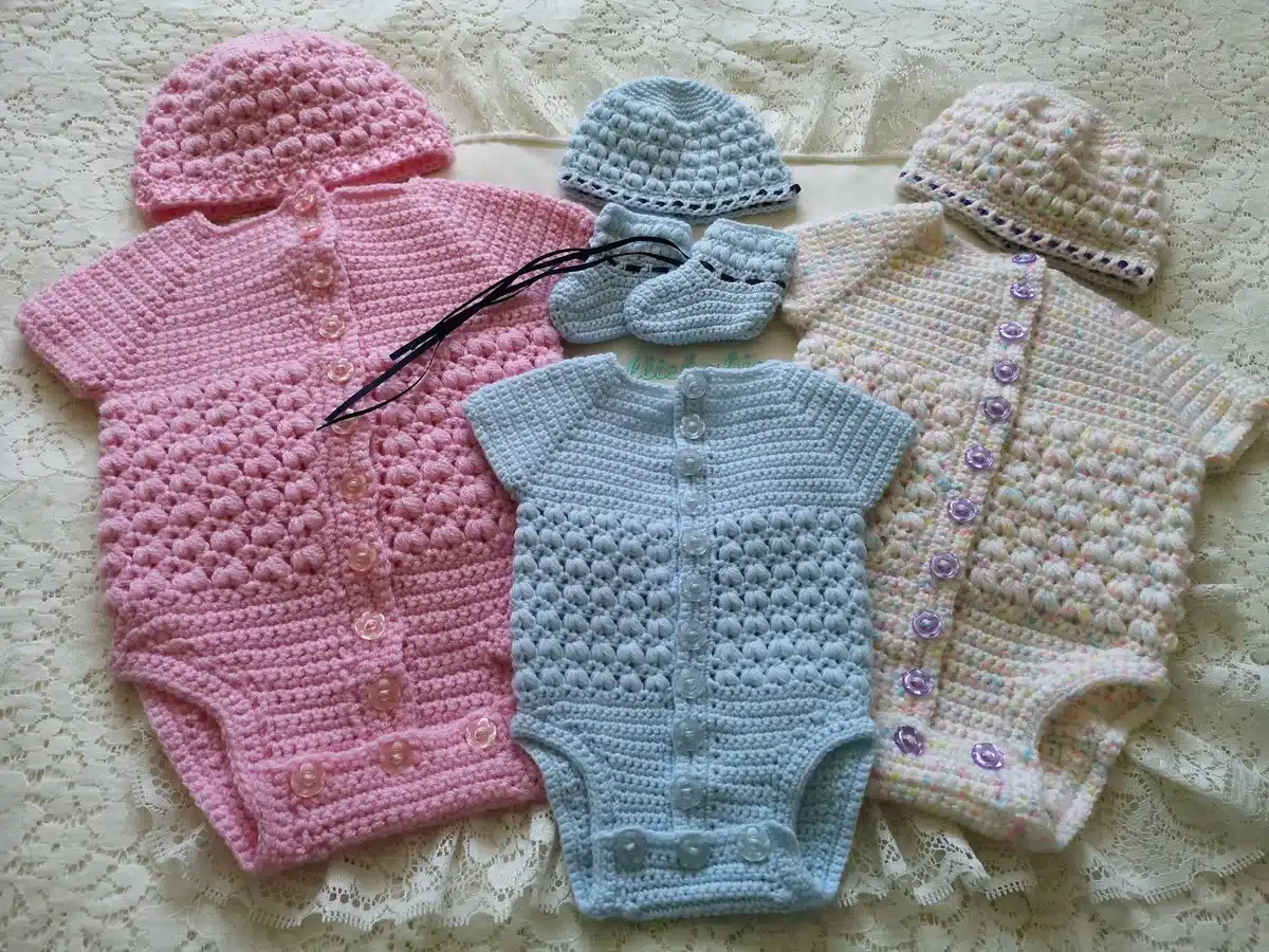 Crochet Pattern 002 - Unisex Bodysuit Set