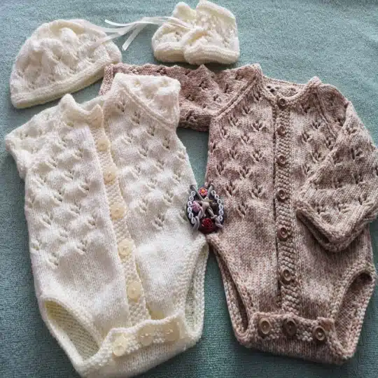 Long & short sleeve bodysuit knitting pattern