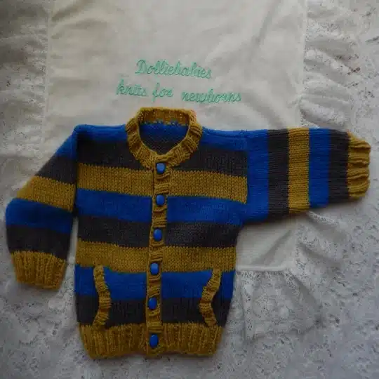 Baby boy cardigan with pockets knitting pattern