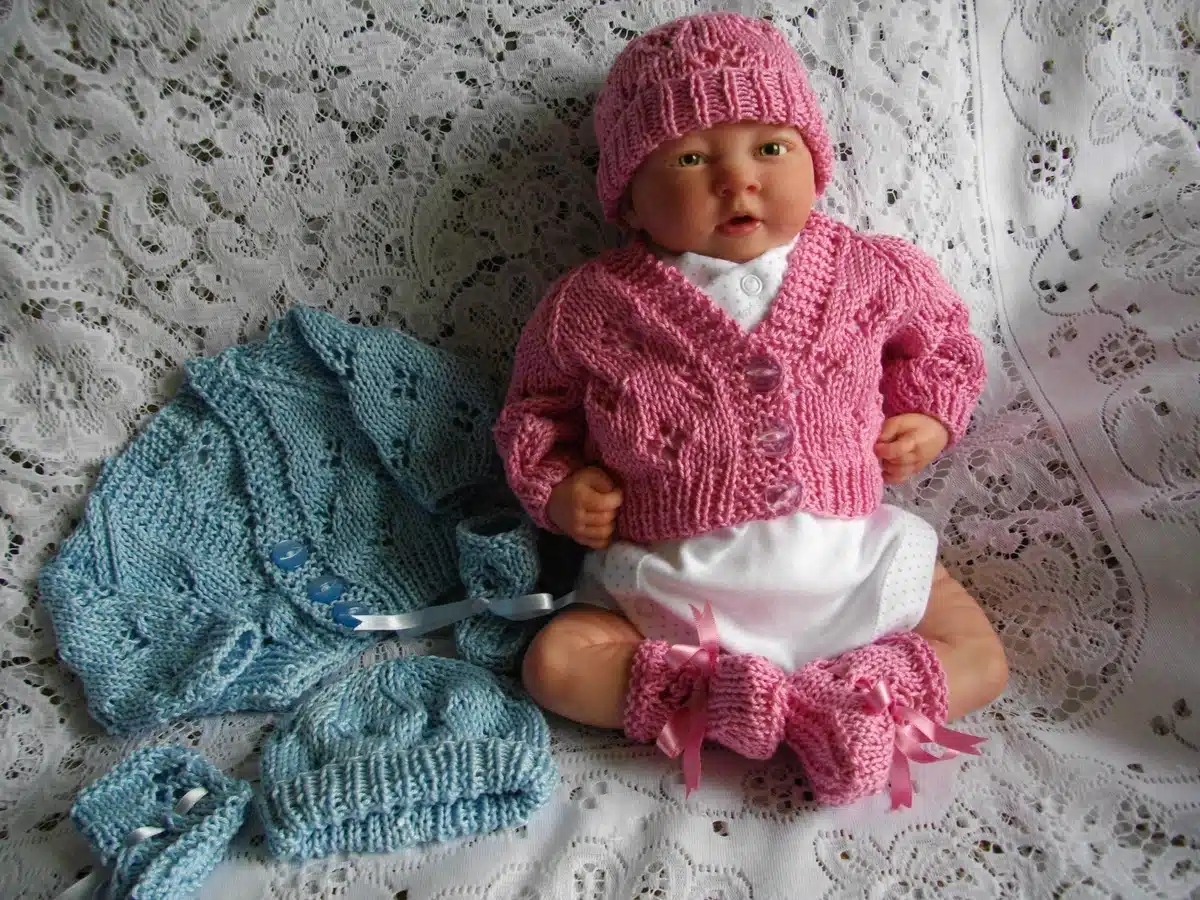 Premature Lacy Cardigan Set Knitting Pattern 015